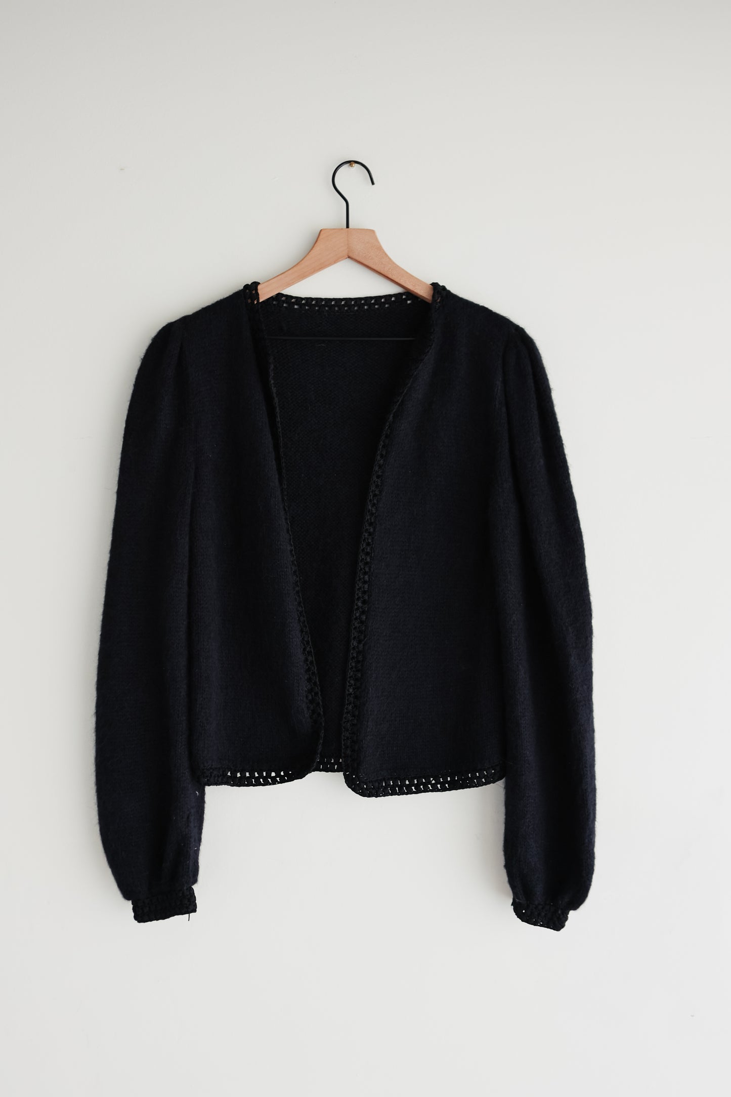 vintage black mohair knit cardigan (M)