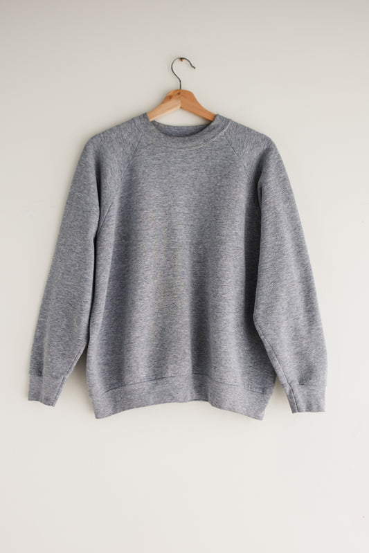 vintage raglan sweatshirt (M)