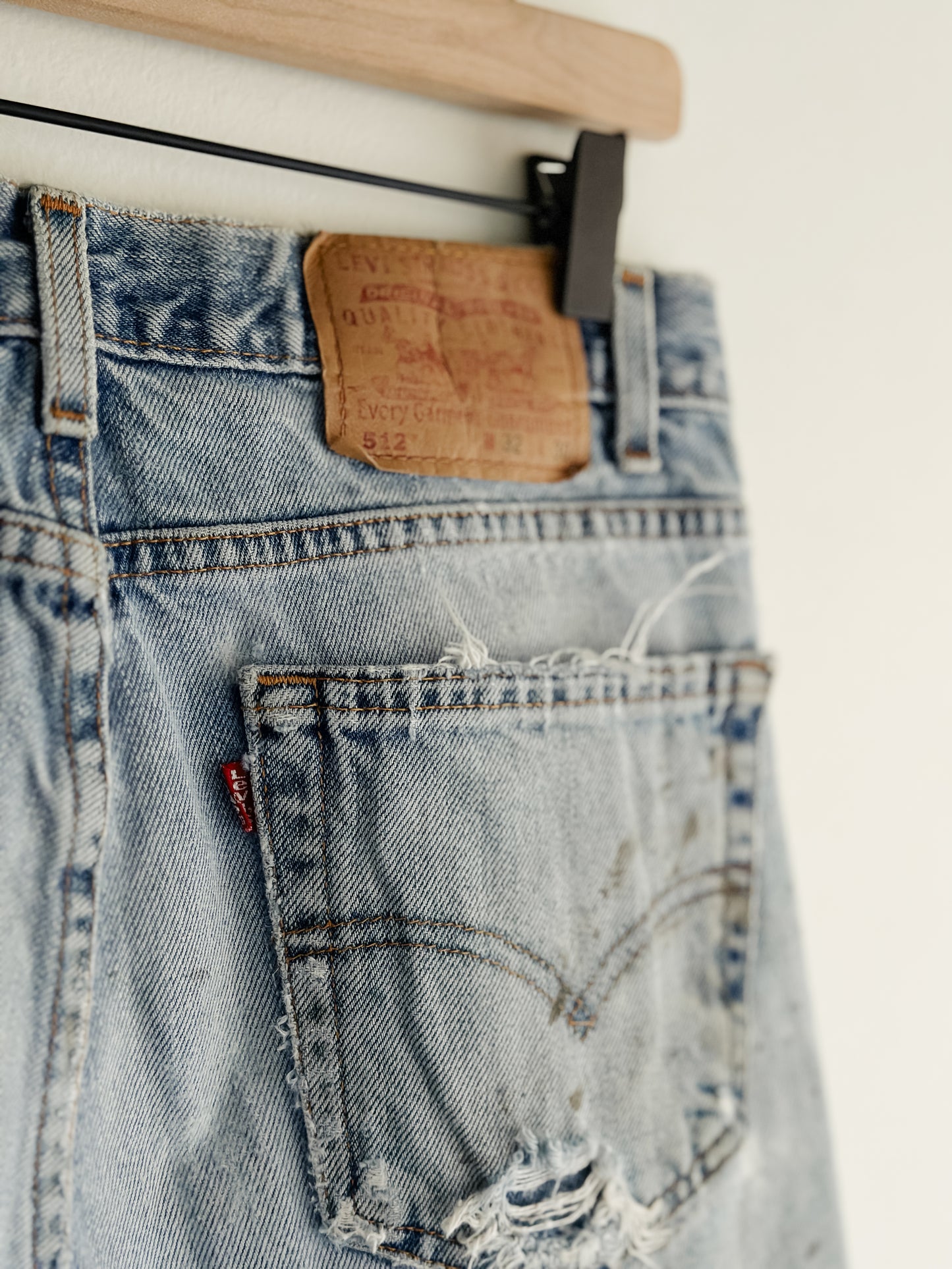 vintage thrashed levis 512 jeans (M)