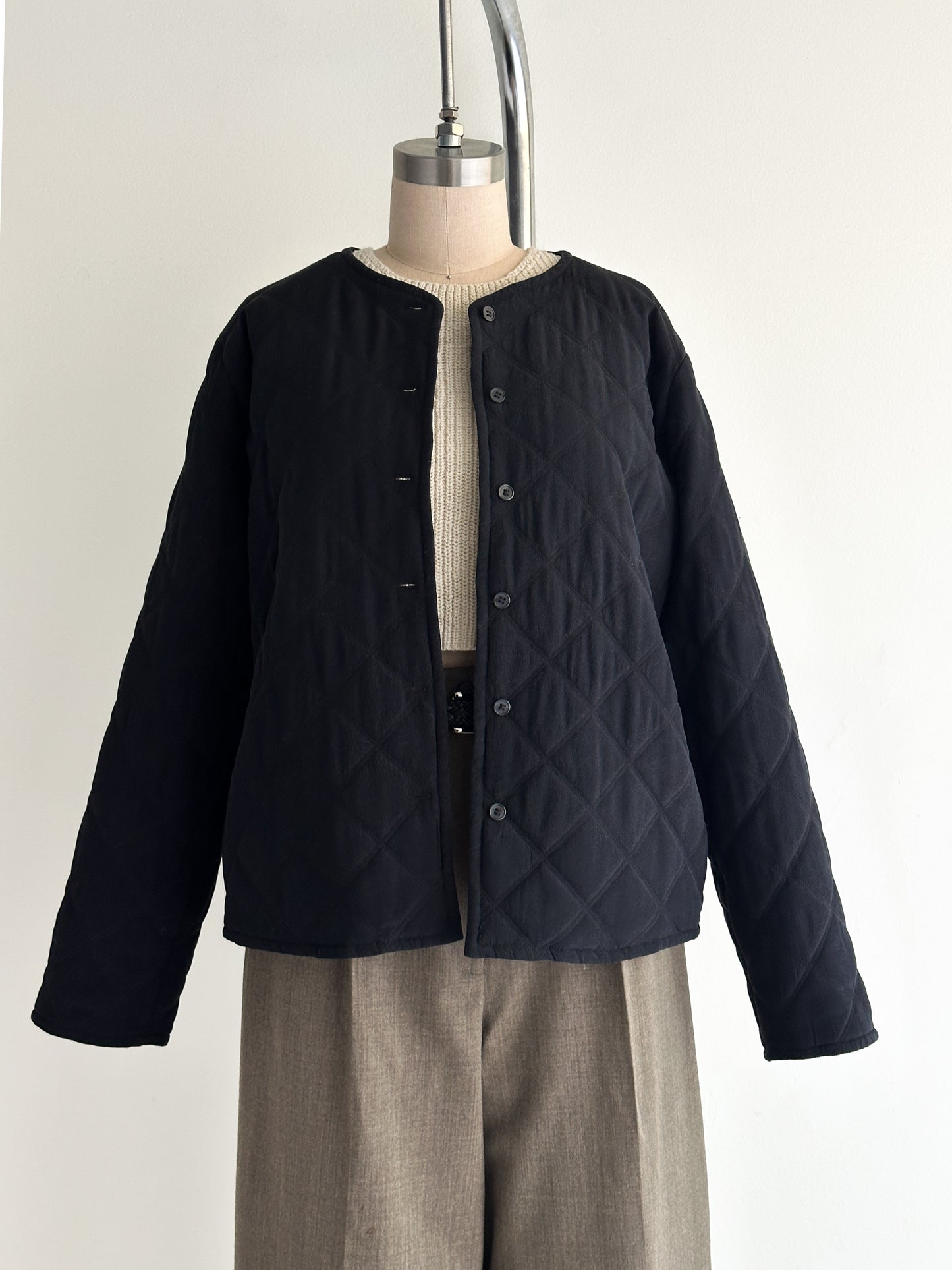 vintage black silk quilted jacket (M)