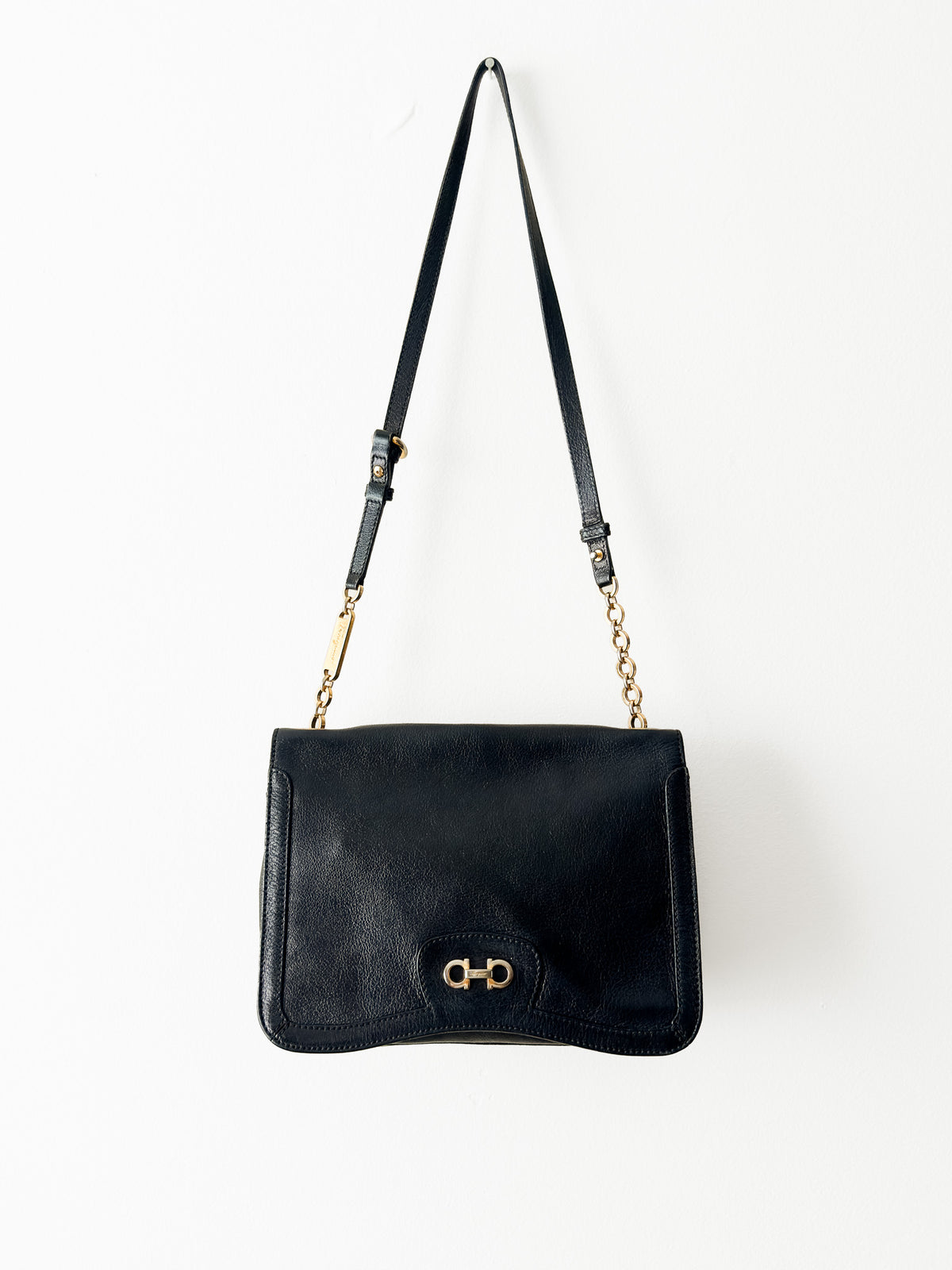 vintage Ferregamo Gancini crossbody
