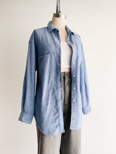 Load image into Gallery viewer, vintage chambray shirt (M)
