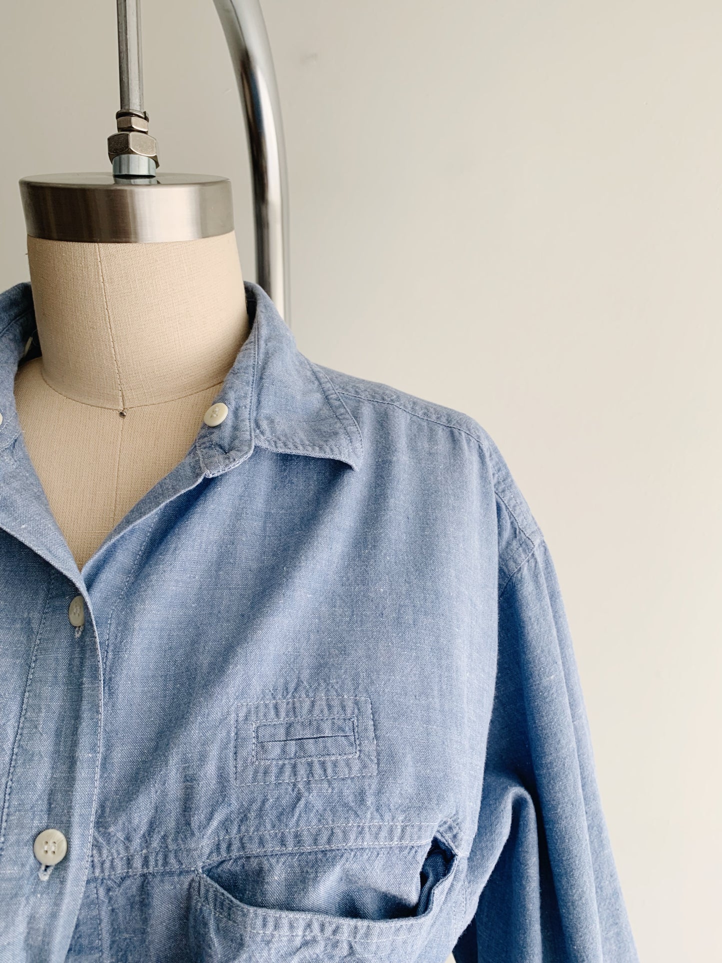 vintage chambray shirt (M)